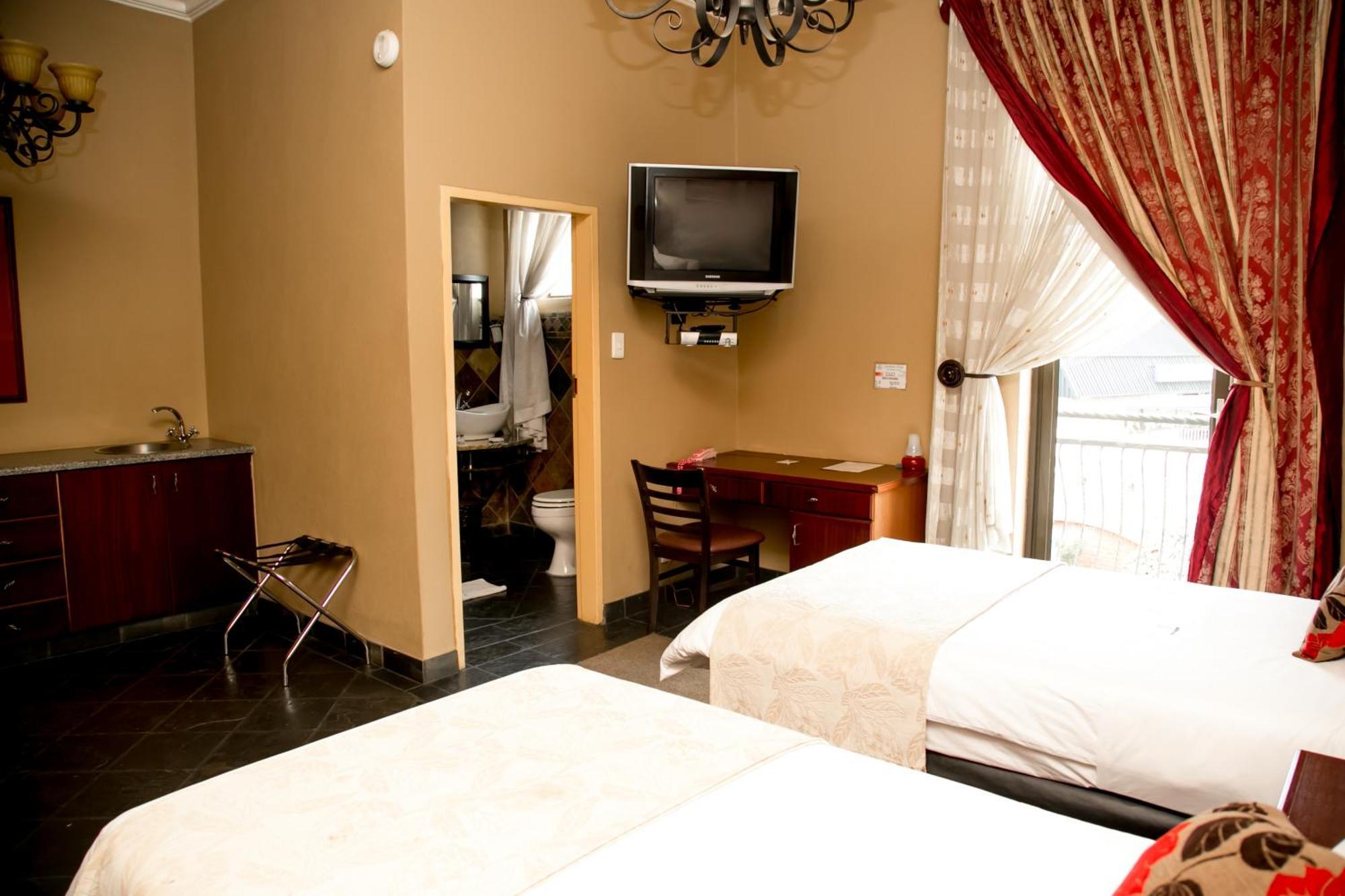 Picanha Grill Guest House & Events Venue Nigel Kamer foto