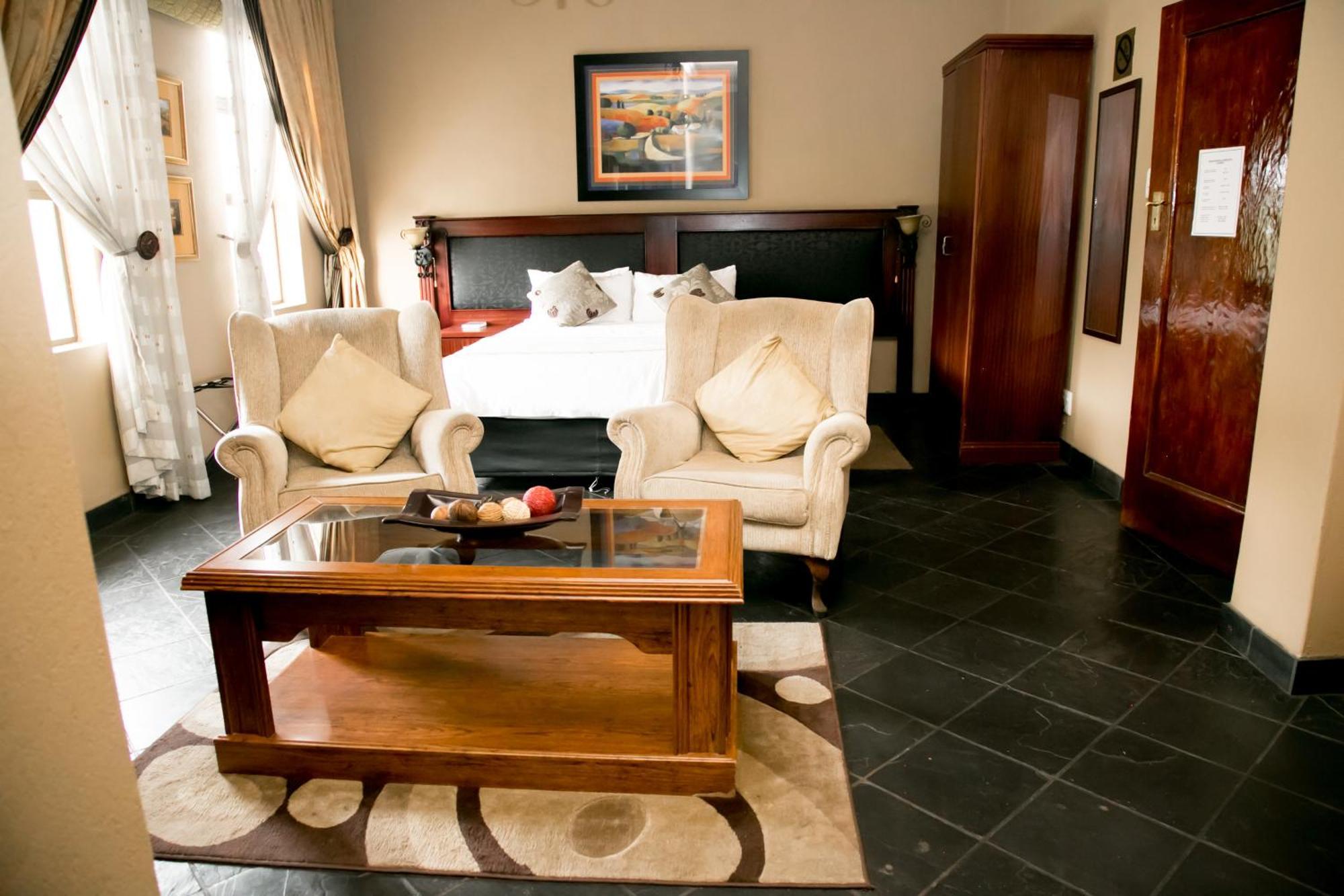 Picanha Grill Guest House & Events Venue Nigel Kamer foto
