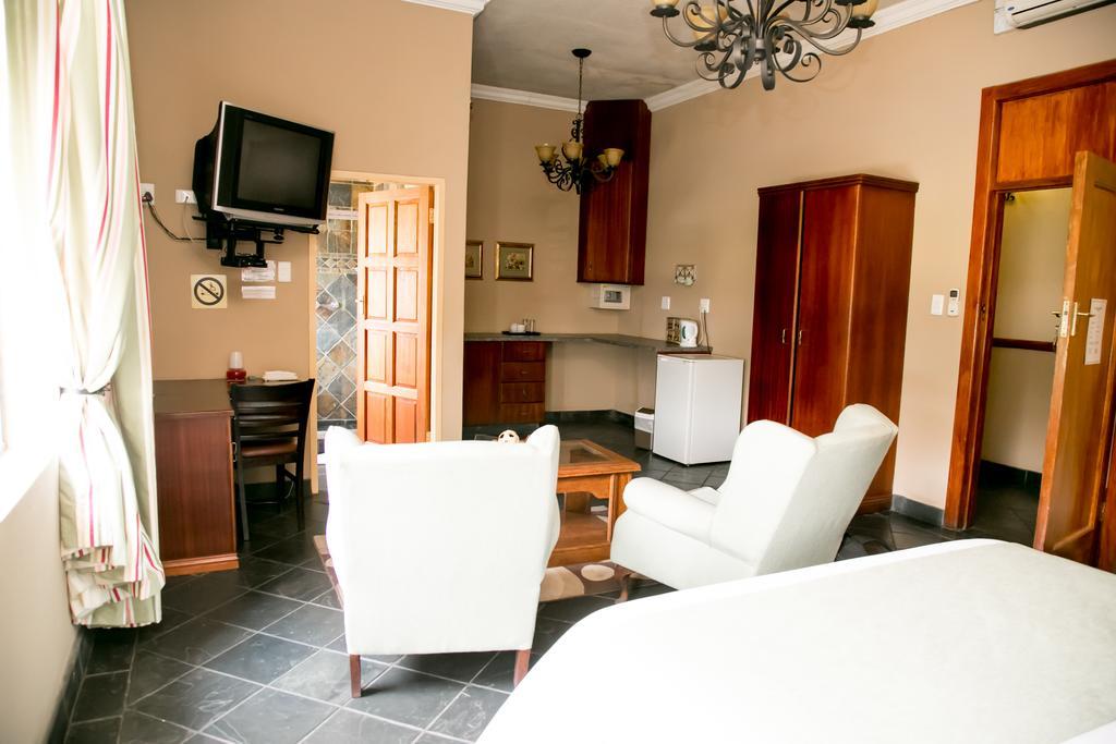 Picanha Grill Guest House & Events Venue Nigel Kamer foto