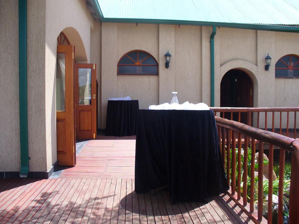 Picanha Grill Guest House & Events Venue Nigel Buitenkant foto