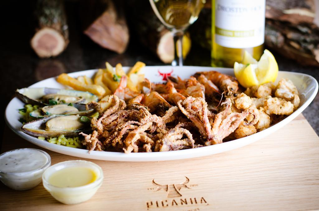 Picanha Grill Guest House & Events Venue Nigel Buitenkant foto